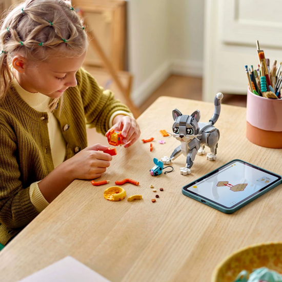 LEGO Creator Игрива котка 31163