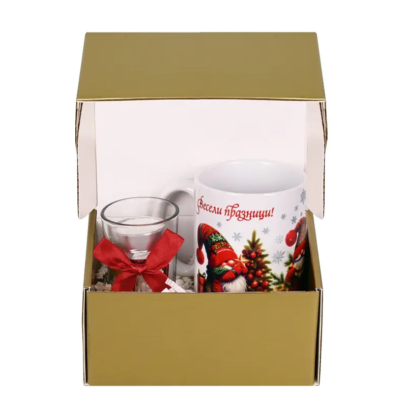 Подаръчен комплект Весели празници с чаша, свещник и чаена свещ