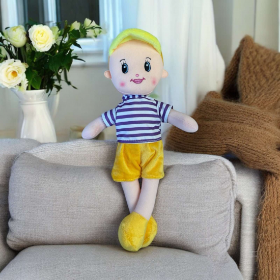 Мека кукла момче с жълти панталонки, 32 см