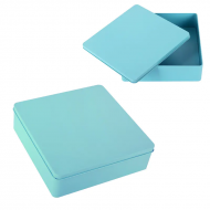 Метална квадратна кутия в синьо