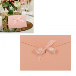 Плик от луксозен перлен картон със сатенена панделка в розово