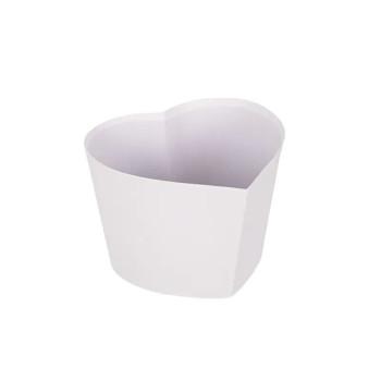 Подаръчна кутия - кашпа Сърце в бяло