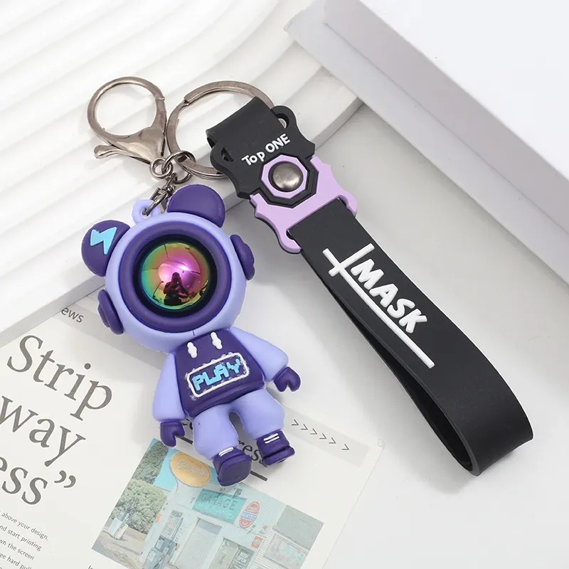Ключодържател Астронавт, лилав, 7 см