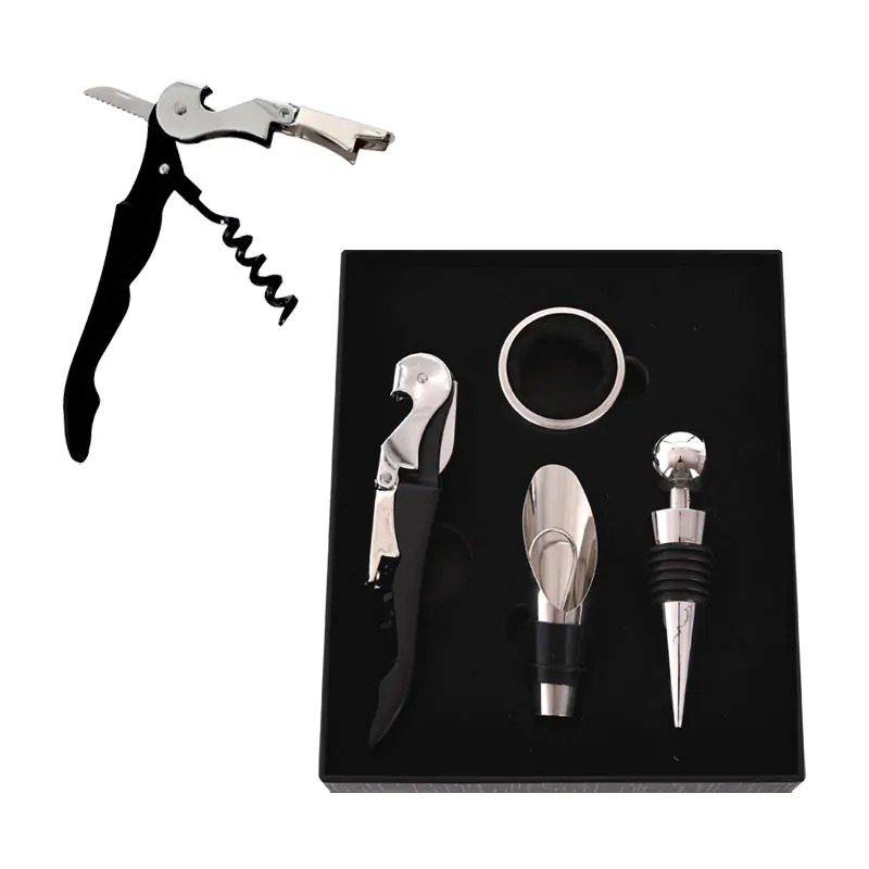 Стилен подаръчен комплект с аксесоари за вино - Щастие