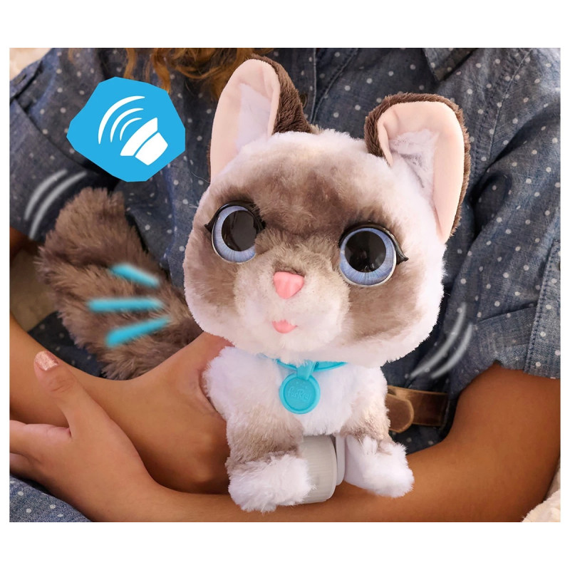 Интерактивно коте с каишка