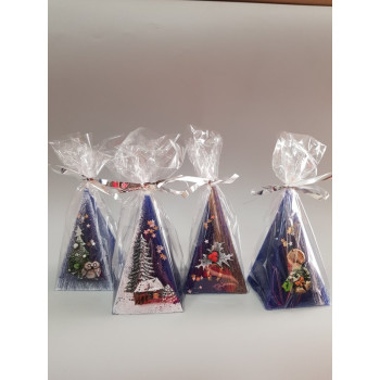 Коледна свещ пирамида с декорация, синя