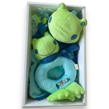 Комплект за бебе момче - Играчка жабка и дрънкалка