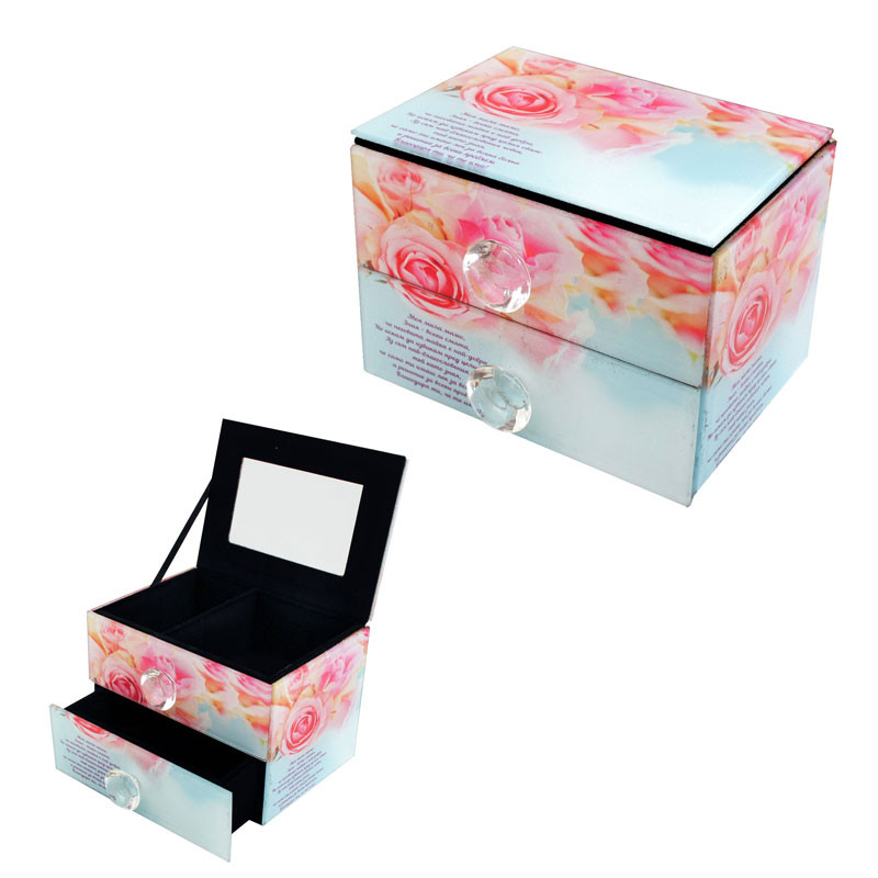 Бижутерка с едно чекмедже - Моя мила мамо